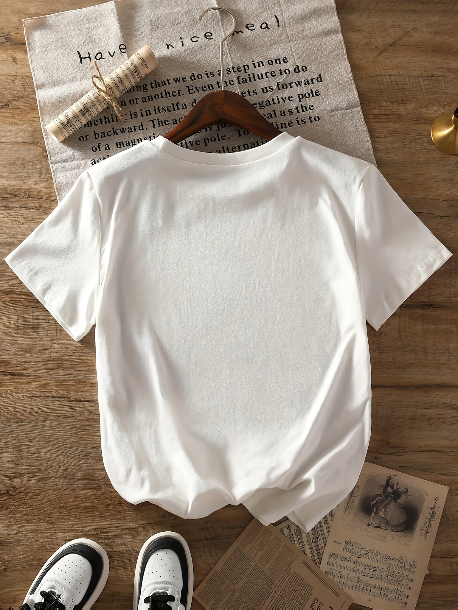 Valentina T-shirt