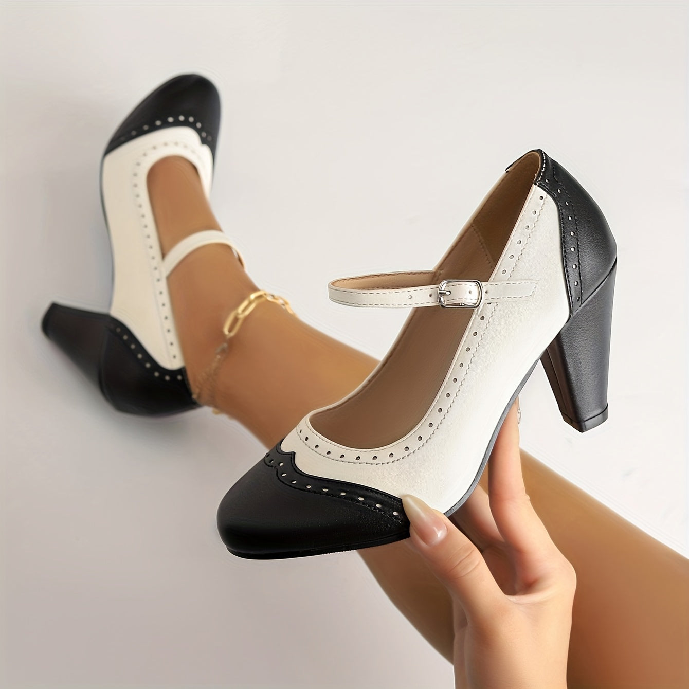 Amy™ | Elegant Two-Tone Heels with Comfortable Heel