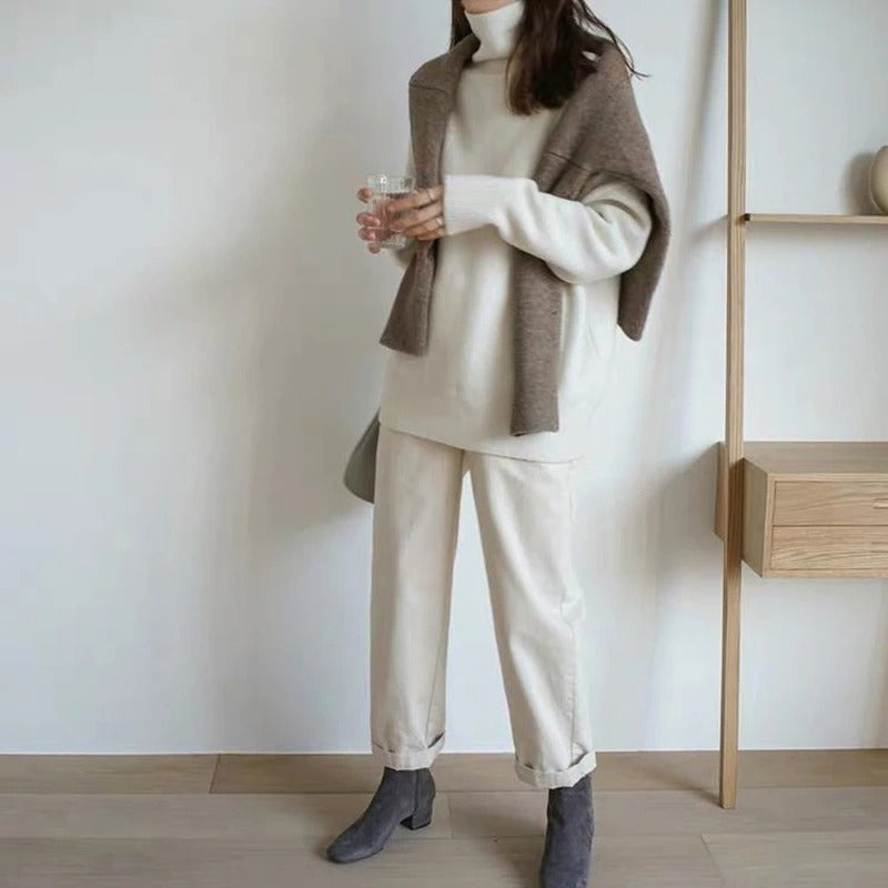 MIRA I Roll Neck Jumper