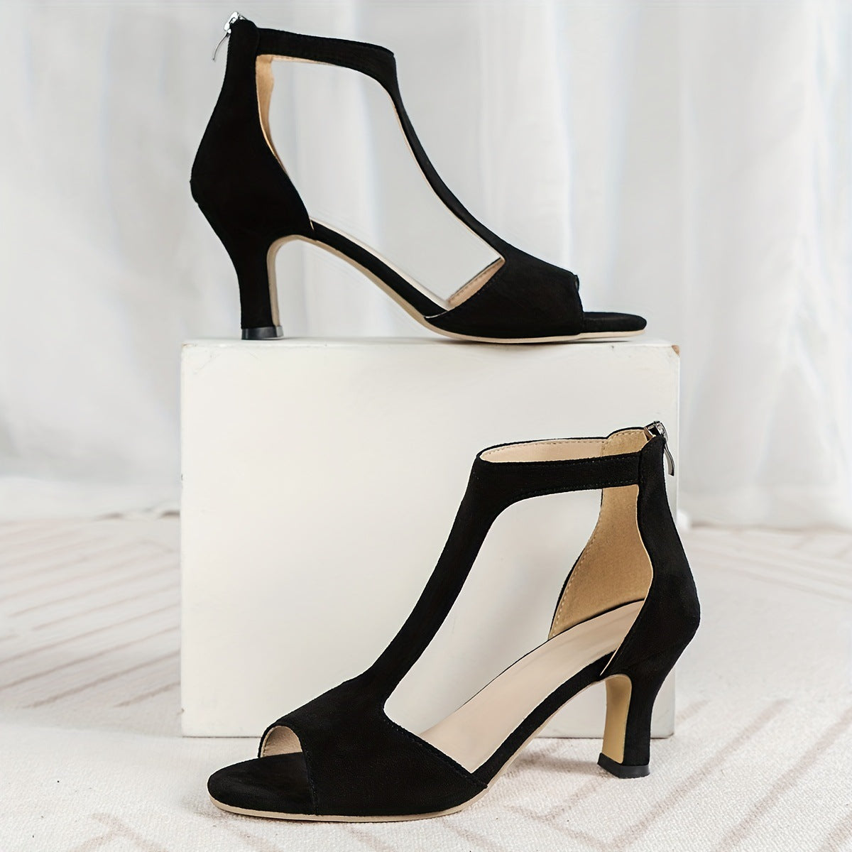 High Heels with Back Zip and Fish Pattern