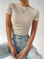 NAOMIE™ – Sleek Slim-Fit Tee