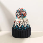 TAMARA™– Cozy Snowflake Pom Beanie