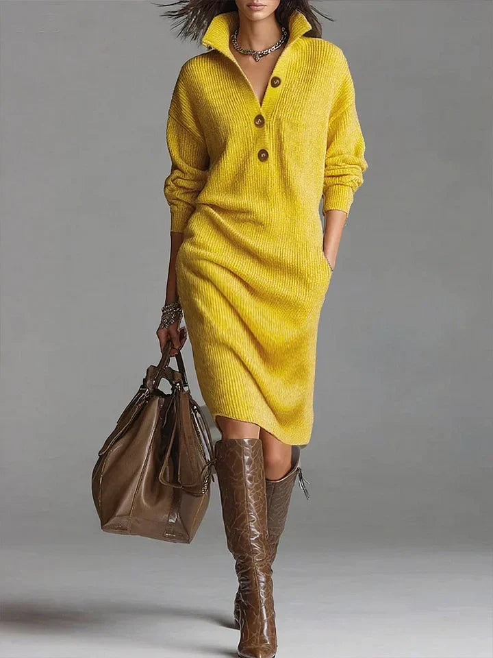 Lorena - Knitted dress with collar and buttons