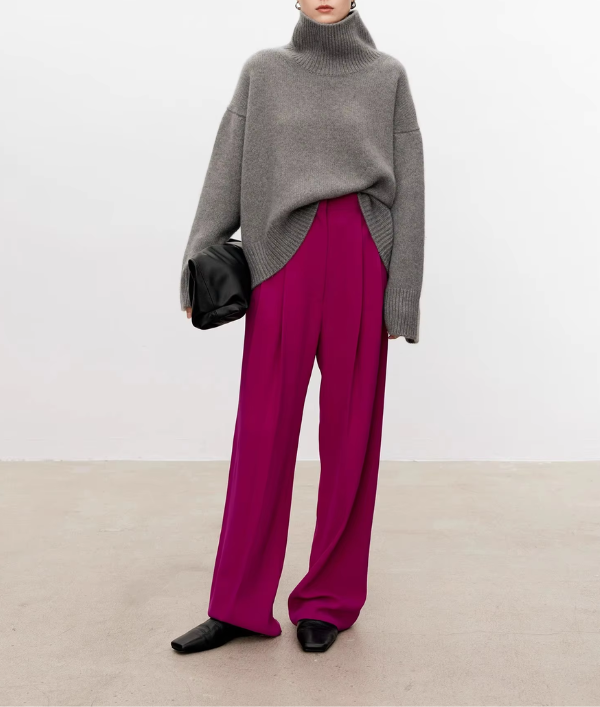 ELIANA I Pull with Roll Neck