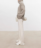 ELIANA I Pull with Roll Neck