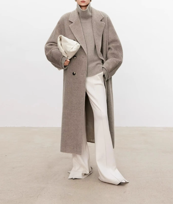 ELIANA I Pull with Roll Neck